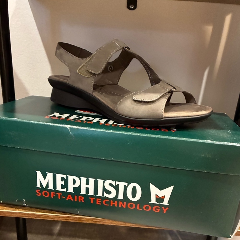 Memphisto Pewter Bucksoft Paris Gray And Black Sandals Size 9